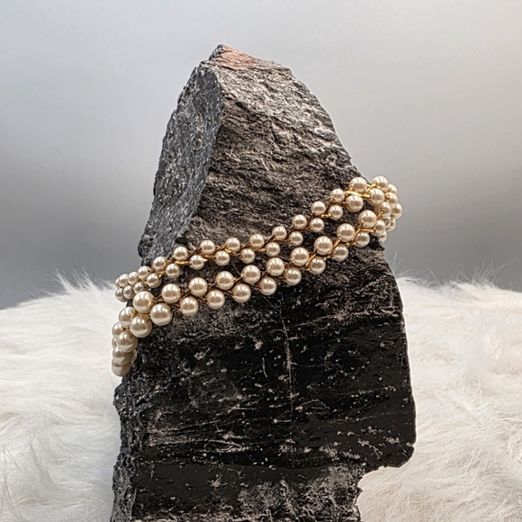 Elegant Vintage Gold Pearl Inspired Double Row Graduated 24" Necklace - Picture 5 of 8